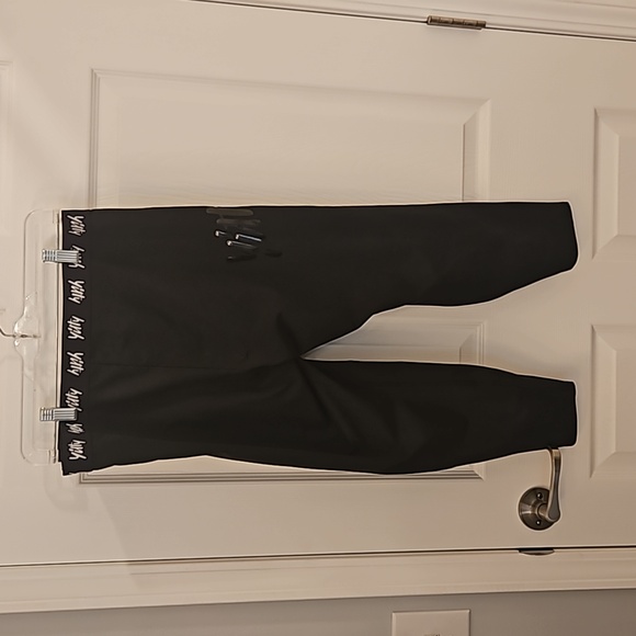 Yitty workout set Top XL Bottoms XXL Black - Picture 2 of 7